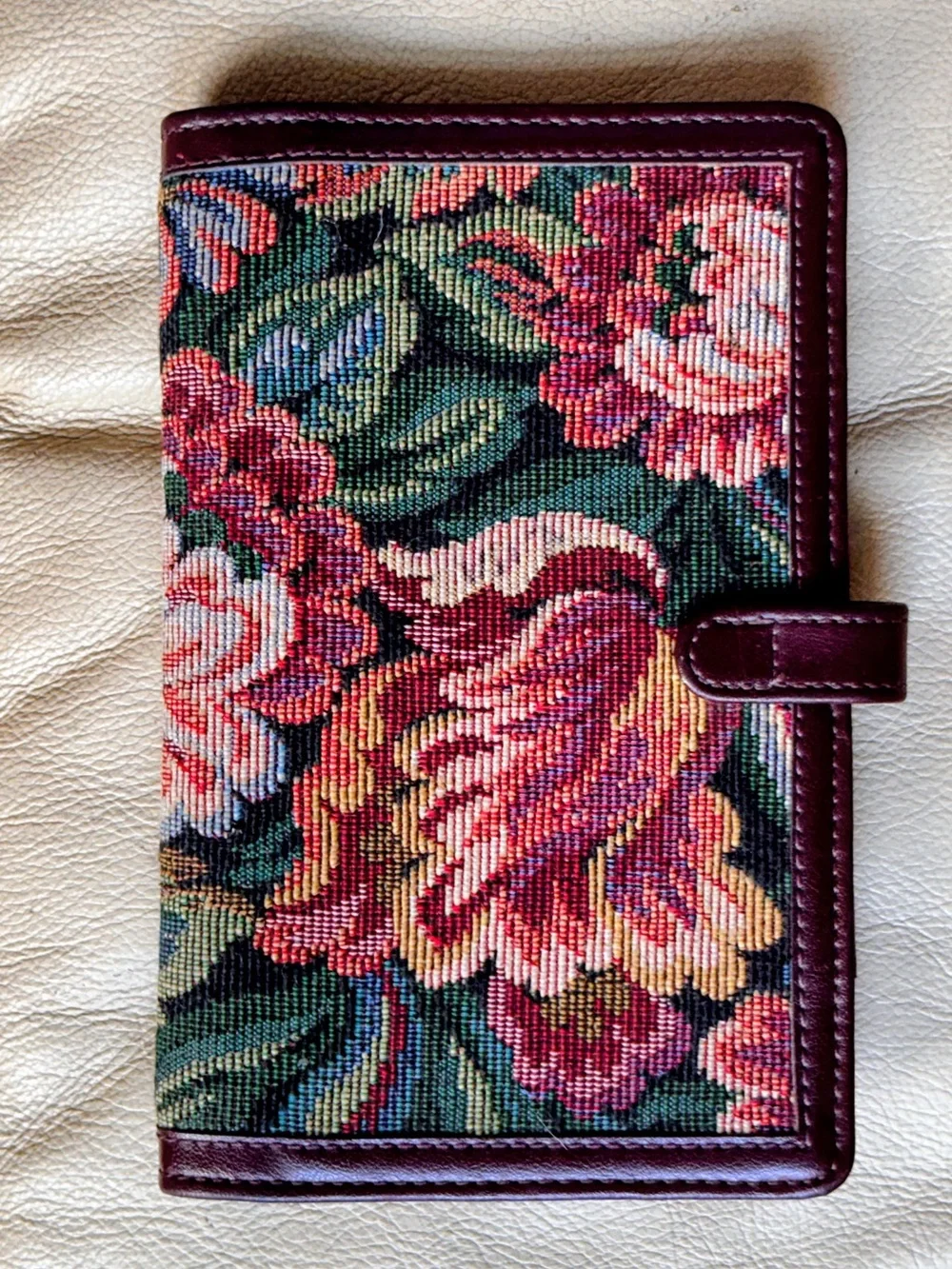 Vintage Floral Tapestry Pocket Planner Wallet Organizer Snap Closure Day Runner